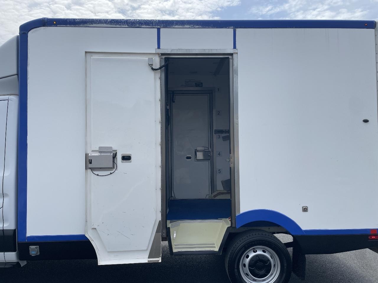 Ford Transit T-350 2023