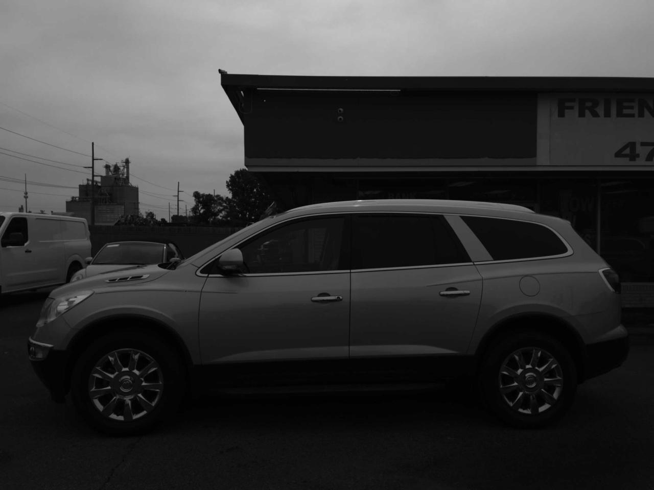 Buick Enclave Leather FWD 2012