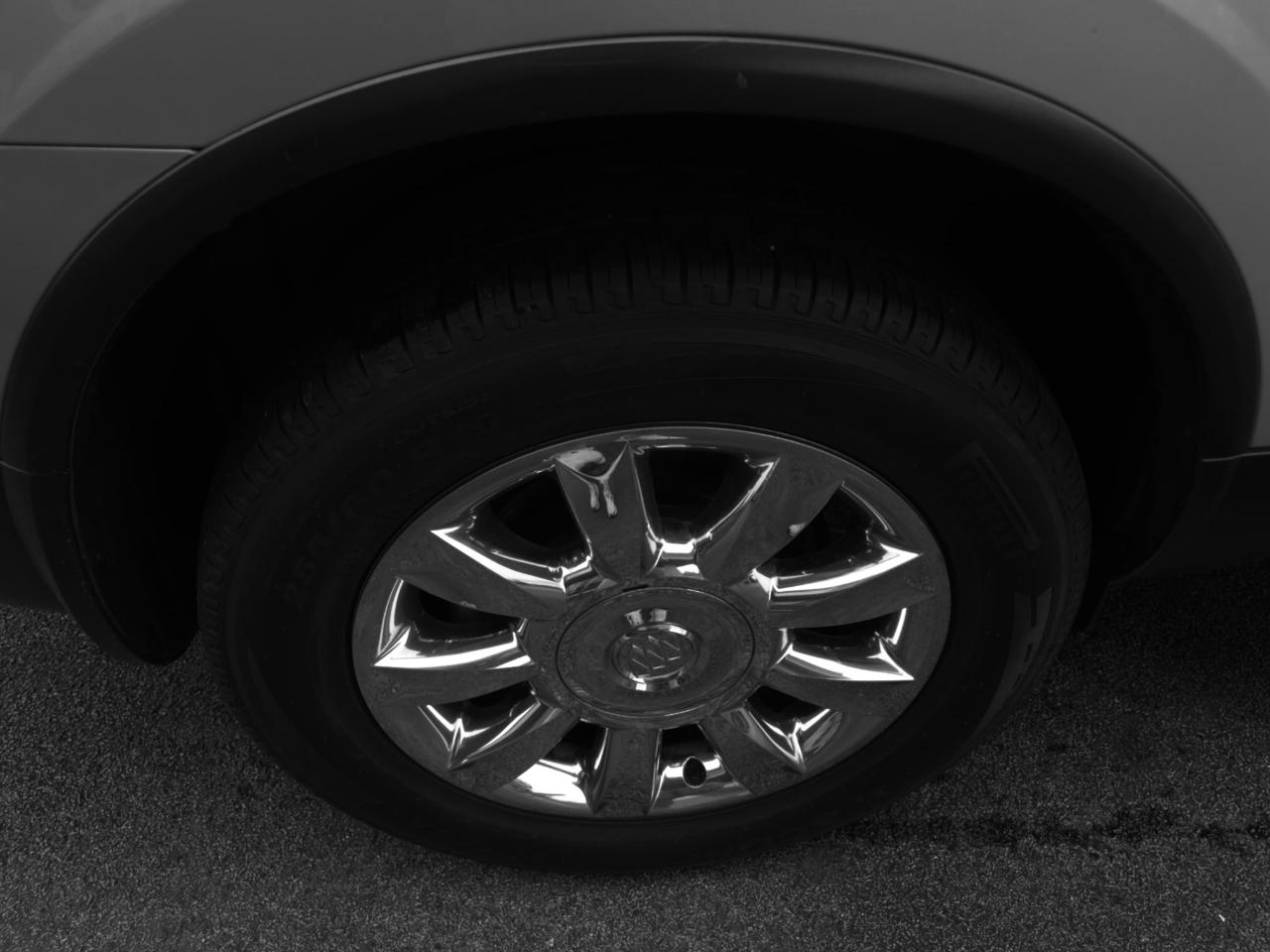 Buick Enclave Leather FWD 2012
