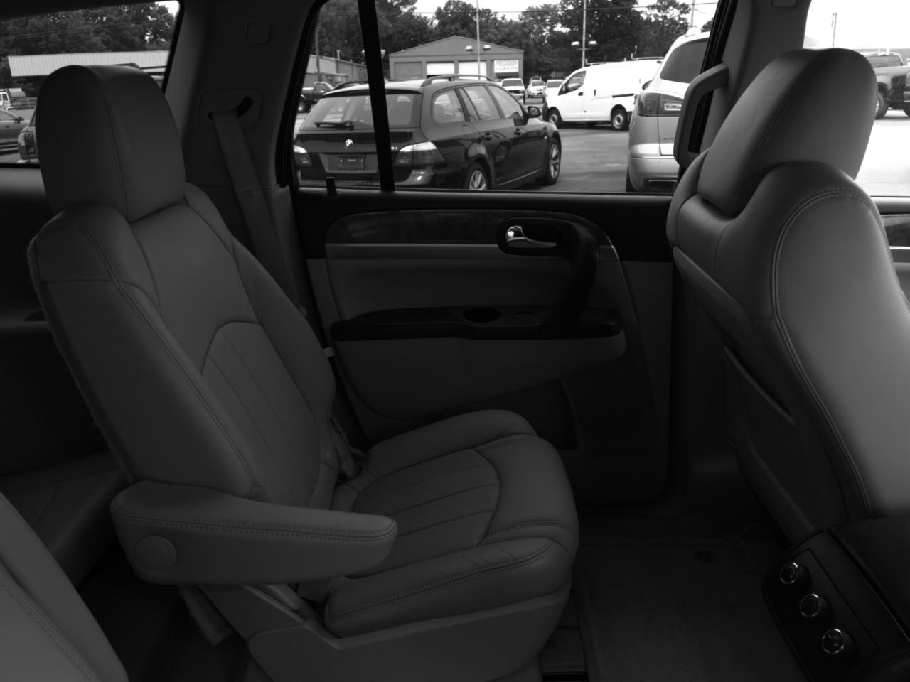 Buick Enclave Leather FWD 2012