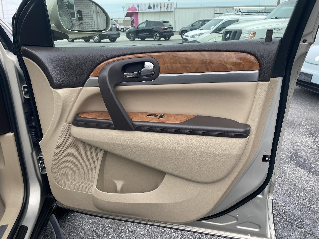 Buick Enclave Leather FWD 2012