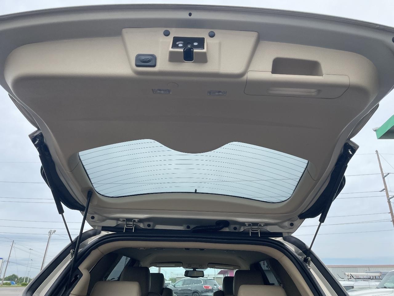 Buick Enclave Leather FWD 2012