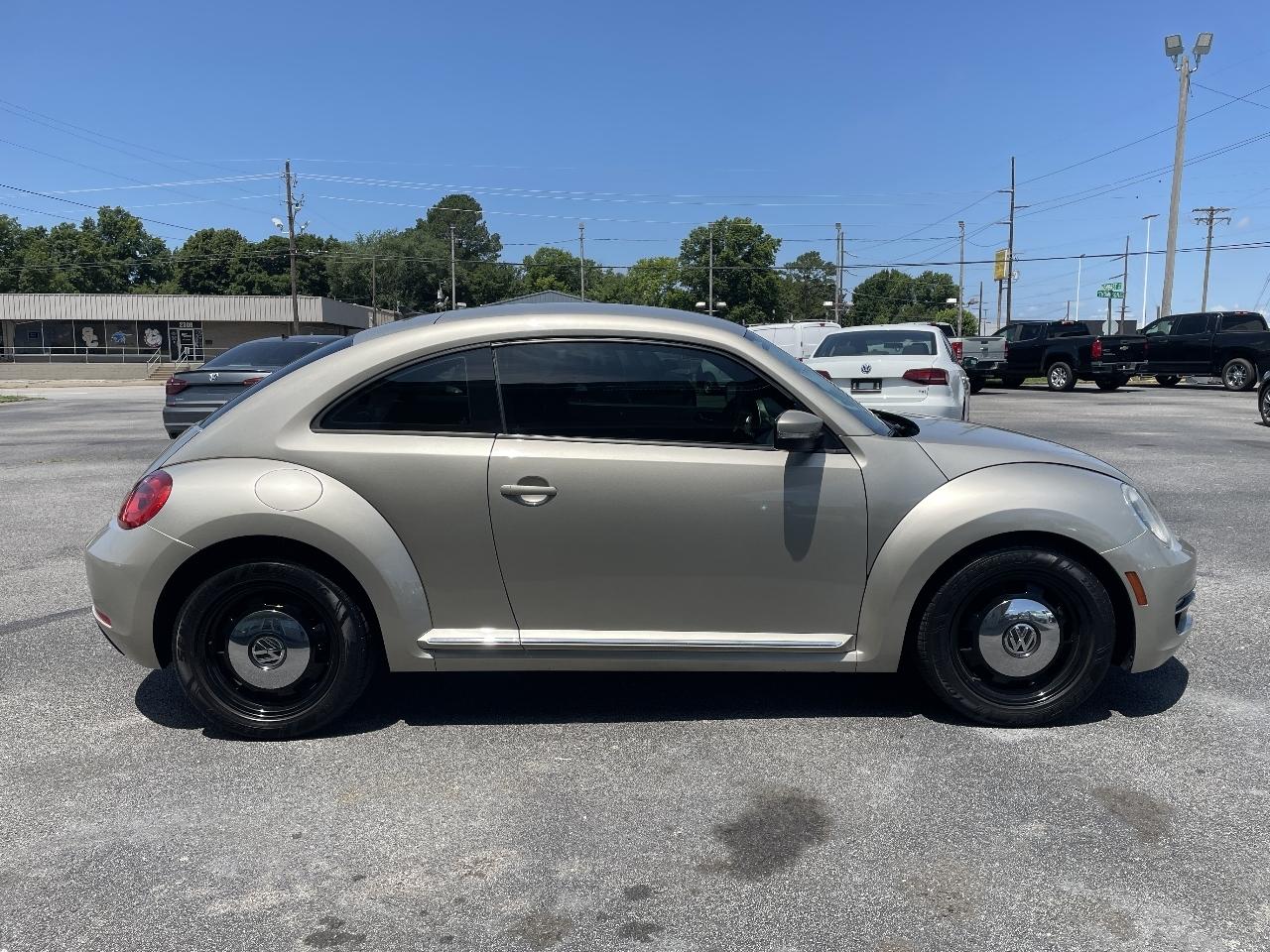Volkswagen Beetle 1.8T 2014