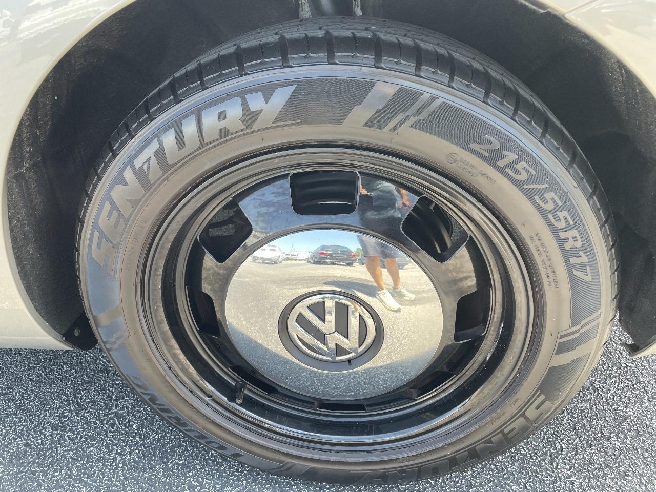 Volkswagen Beetle 1.8T 2014