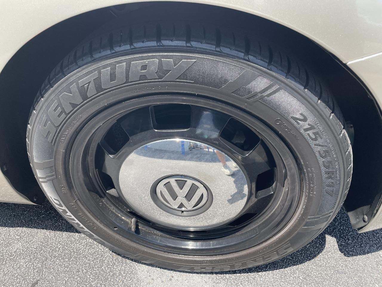Volkswagen Beetle 1.8T 2014