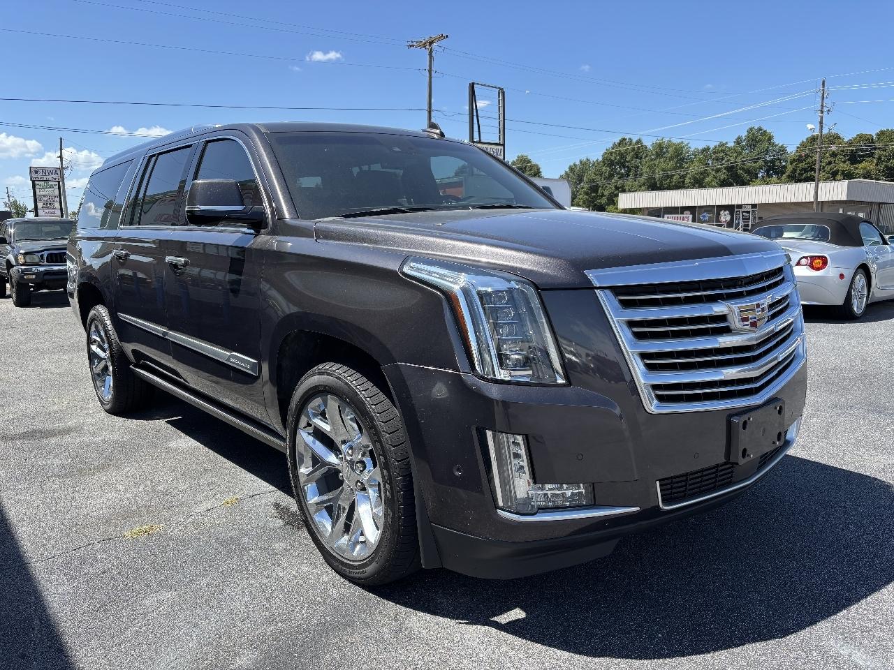 Cadillac Escalade ESV Platinum 4WD 2018