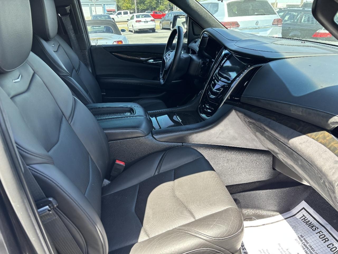 Cadillac Escalade ESV Platinum 4WD 2018