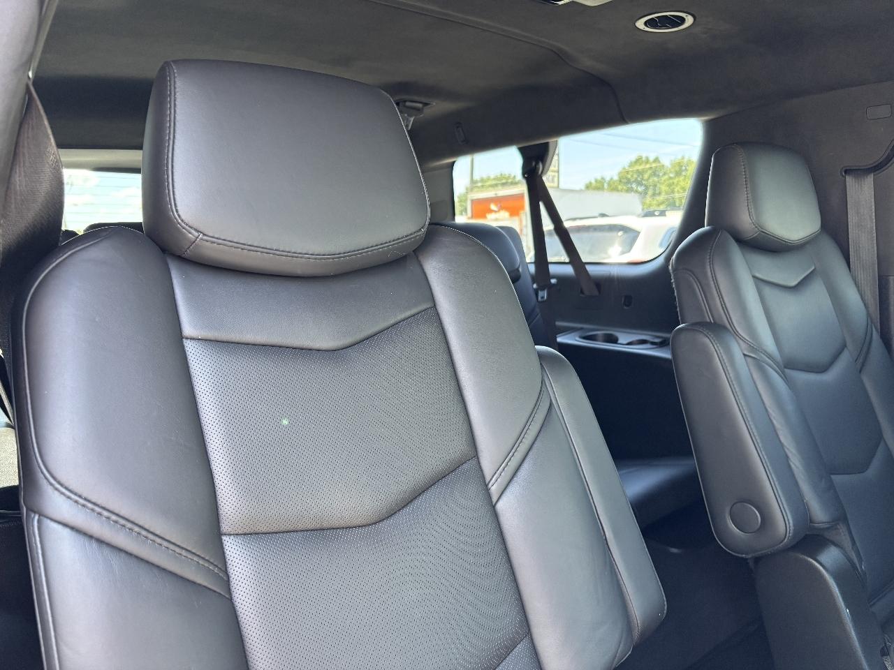 Cadillac Escalade ESV Platinum 4WD 2018