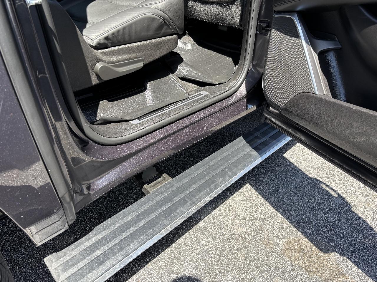 Cadillac Escalade ESV Platinum 4WD 2018