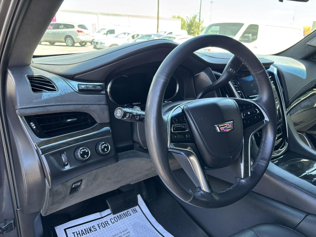 Cadillac Escalade ESV Platinum 4WD 2018