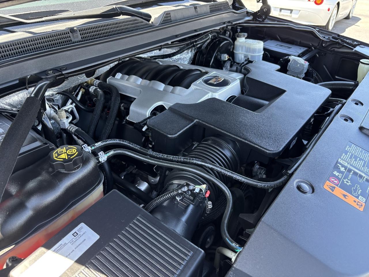 Cadillac Escalade ESV Platinum 4WD 2018