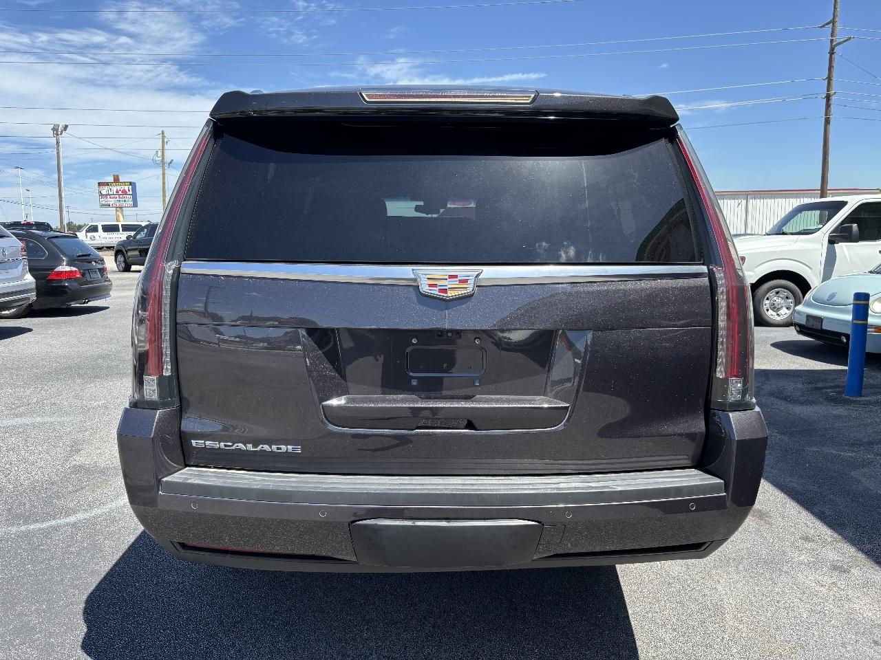 Cadillac Escalade ESV Platinum 4WD 2018