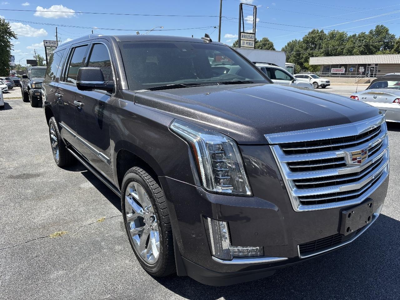Cadillac Escalade ESV Platinum 4WD 2018