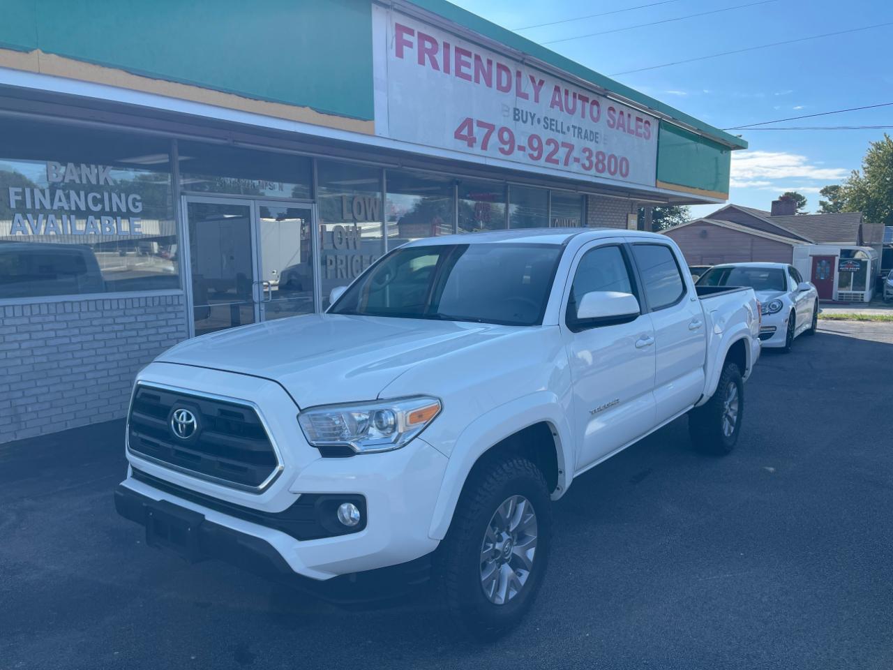 Toyota Tacoma  2017