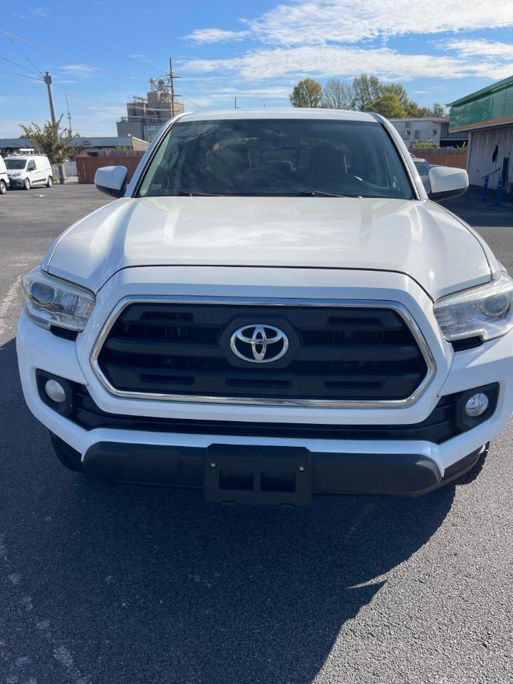 Toyota Tacoma  2017