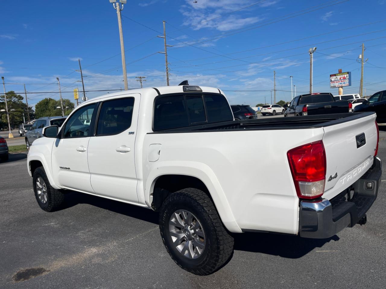 Toyota Tacoma  2017
