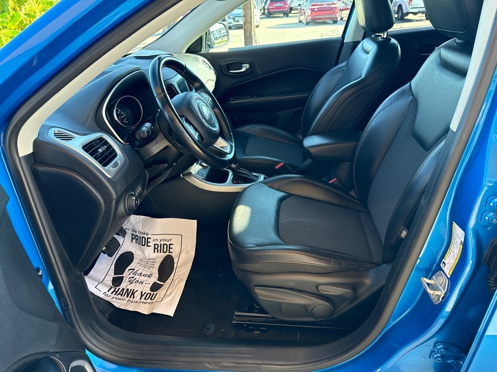 Jeep Compass Latitude FWD 2019