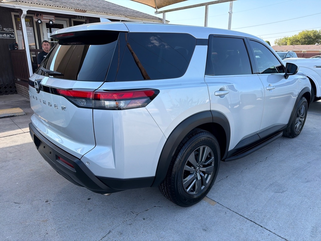 Nissan Pathfinder S 2022 Nissan Pathfinder S 2022