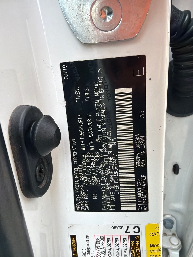 Toyota 4Runner SR5 4WD 2019