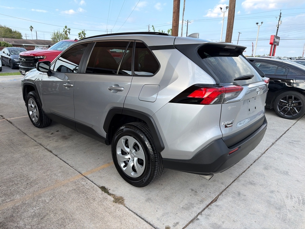 Toyota RAV4 LE 2019