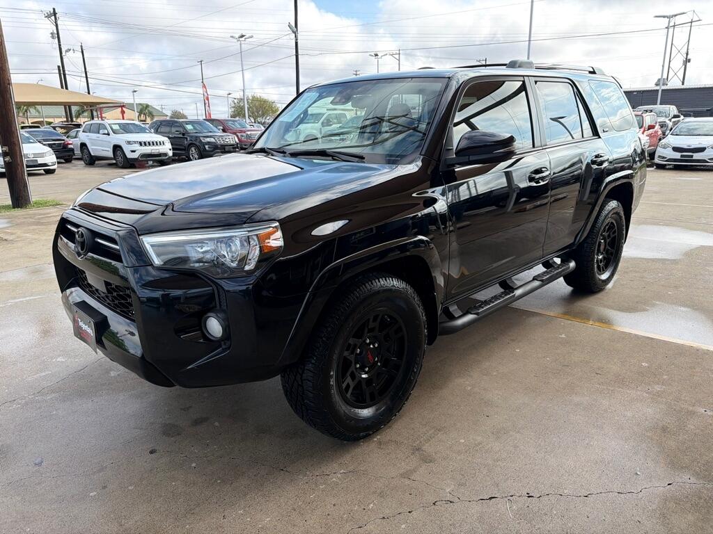 Toyota 4Runner SR5 2WD 2020