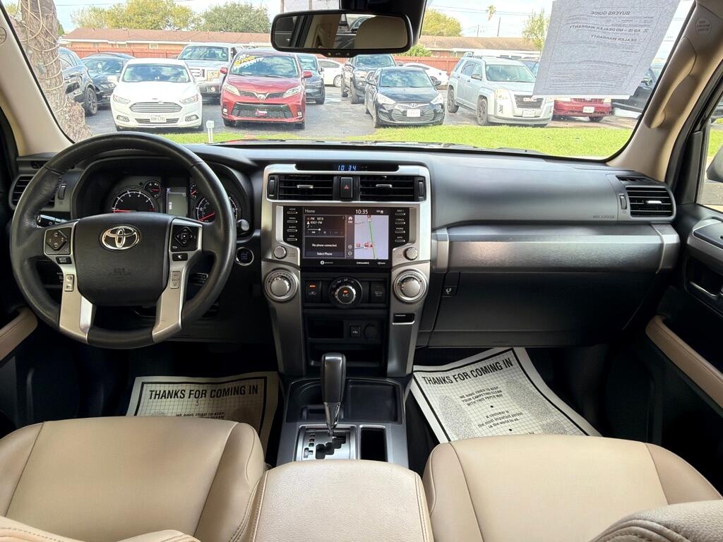 Toyota 4Runner SR5 2WD 2020