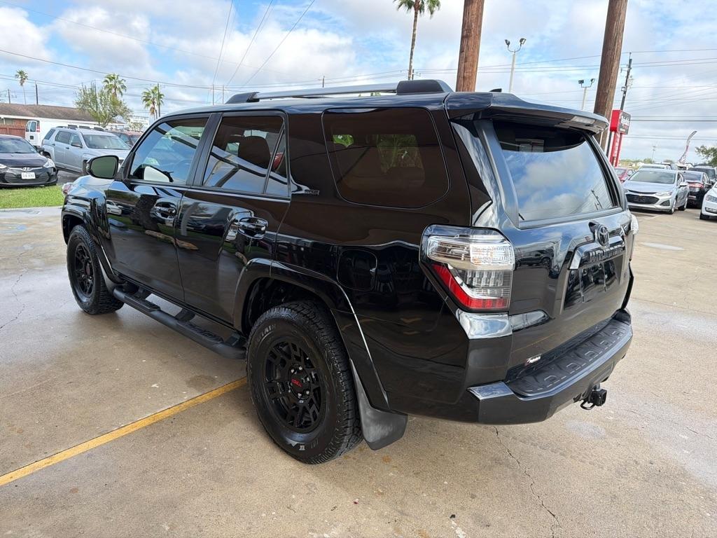 Toyota 4Runner SR5 2WD 2020