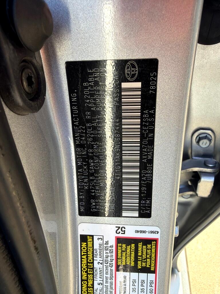 Toyota Camry SE 2022