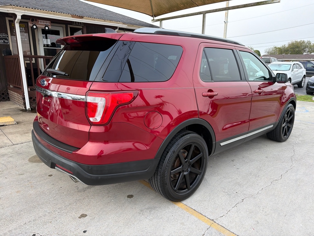 Ford Explorer XLT FWD 2018