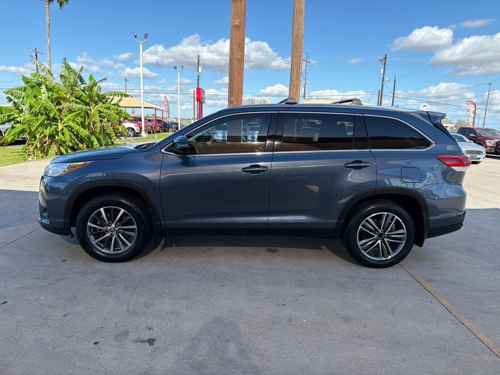 Toyota Highlander SE FWD V6 2019