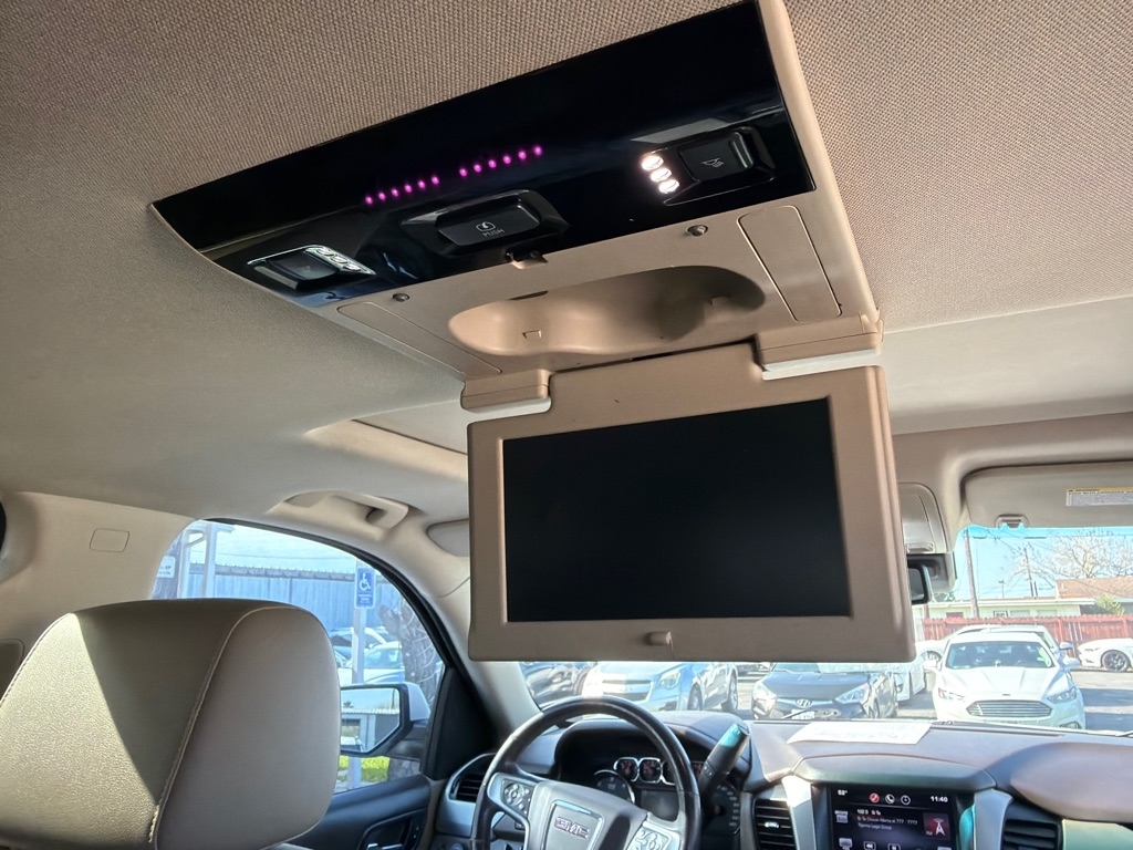 GMC Yukon SLT 2WD 2015