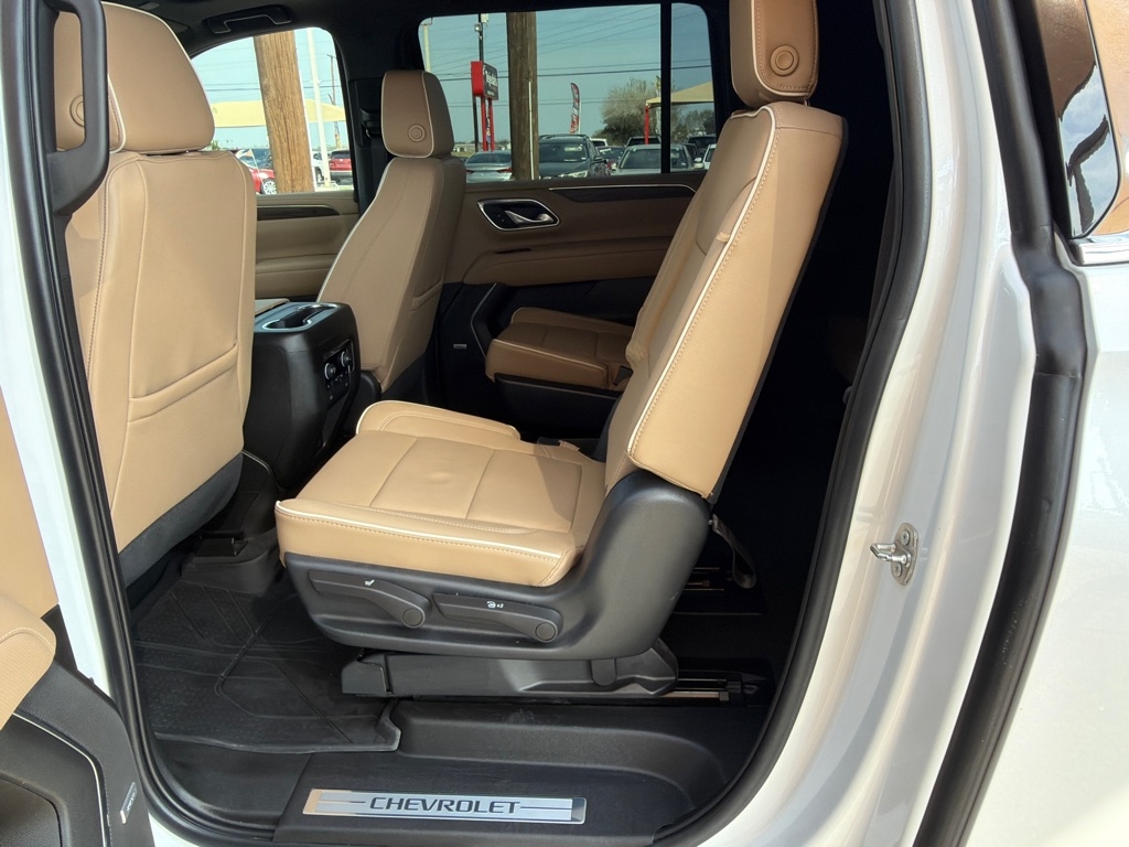 Chevrolet Suburban Premier 2023