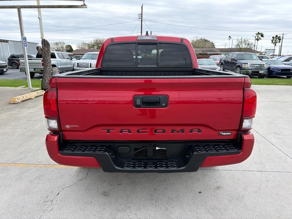 Toyota Tacoma SR5 Double Cab I4 2WD 2022