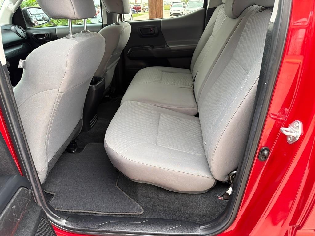 Toyota Tacoma SR5 Double Cab I4 2WD 2022