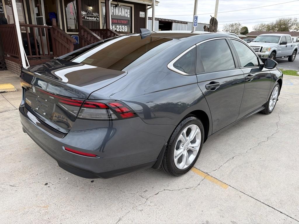 Honda Accord LX 2025