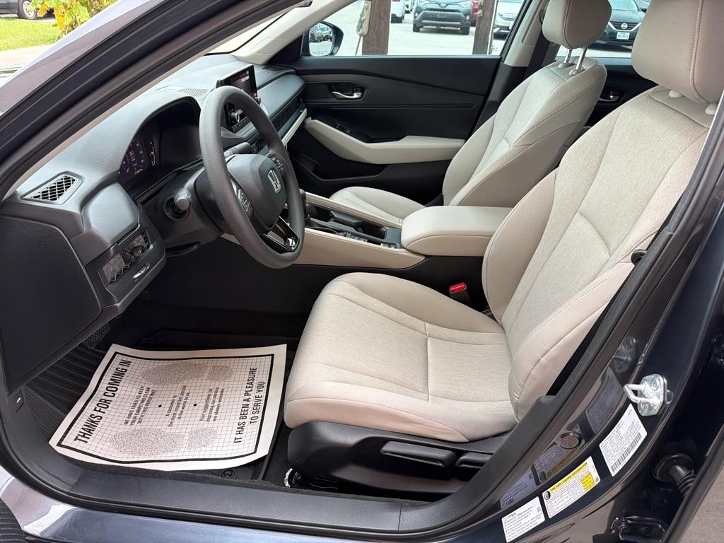 Honda Accord LX 2025