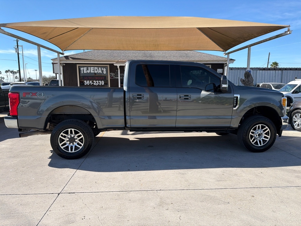 Ford F-250 SD King Ranch Crew Cab 4WD 2017