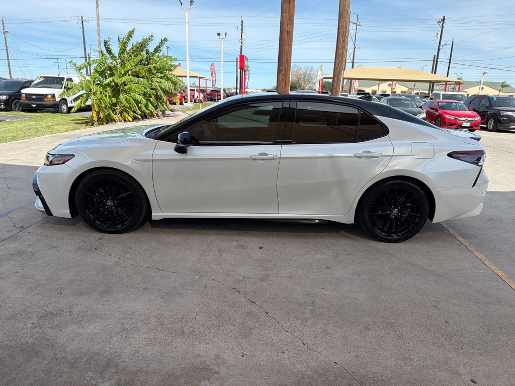 Toyota Camry XSE V6 2021