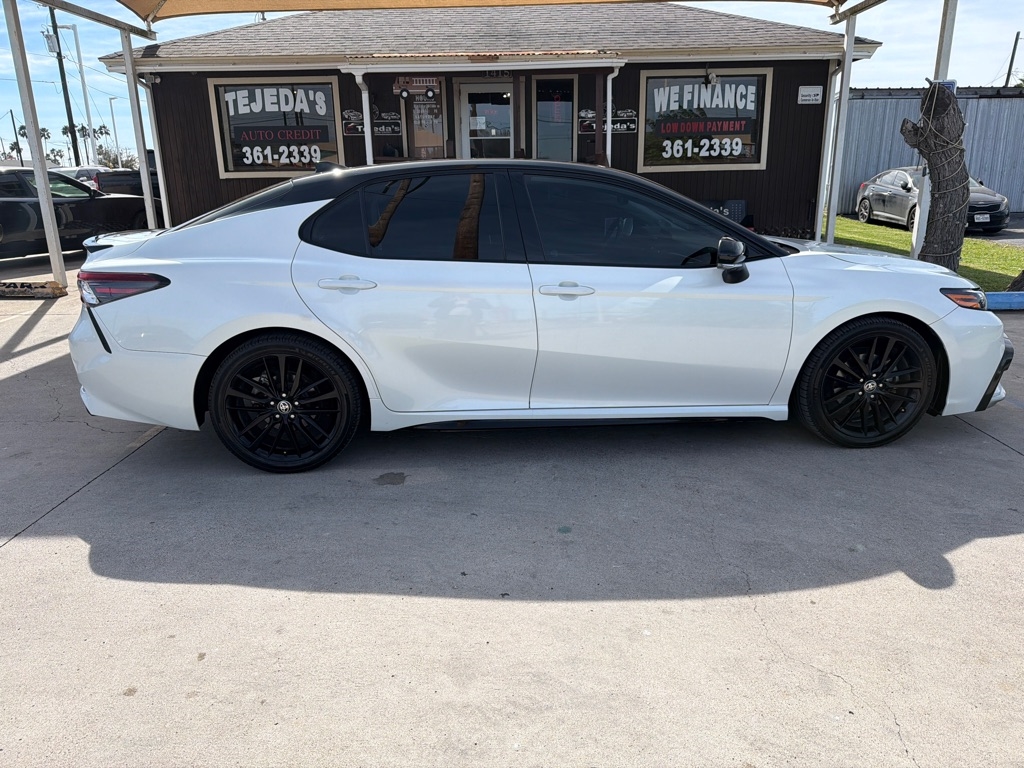 Toyota Camry XSE V6 2021