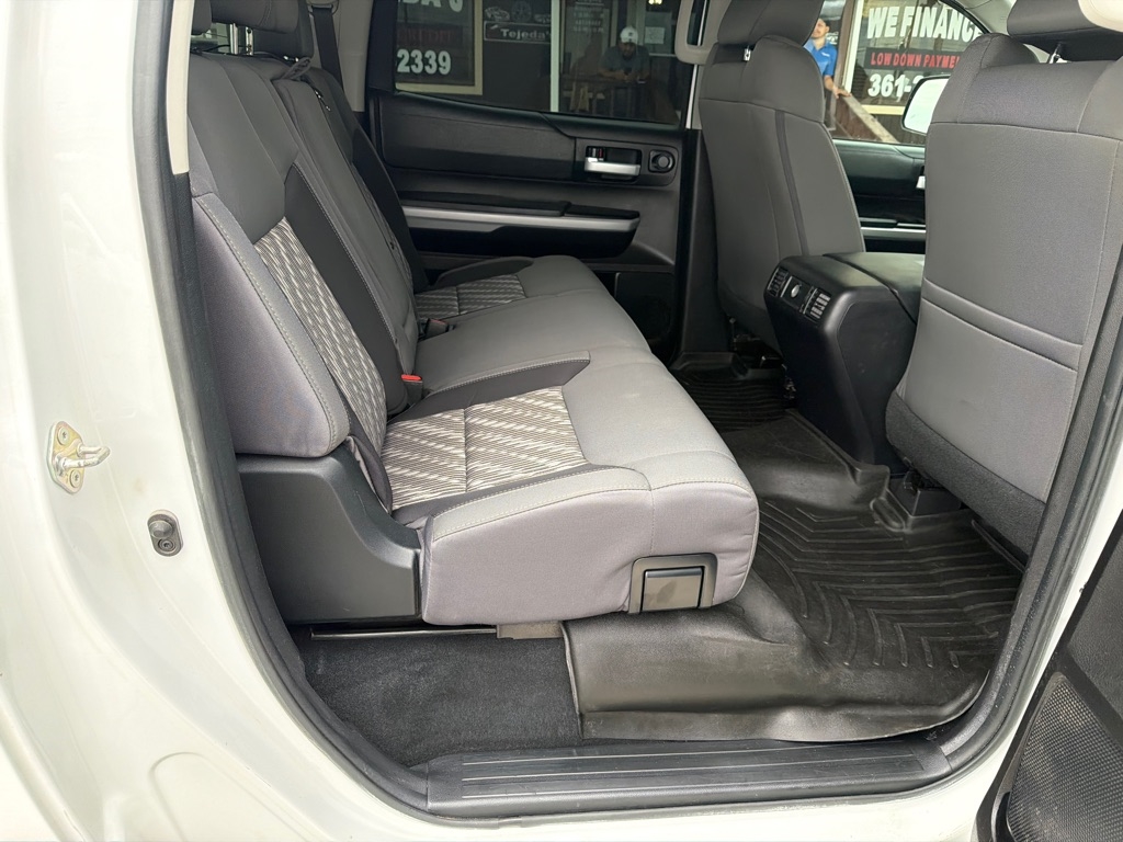 Toyota Tundra SR5 5.7L V8 CrewMax 4WD 2020