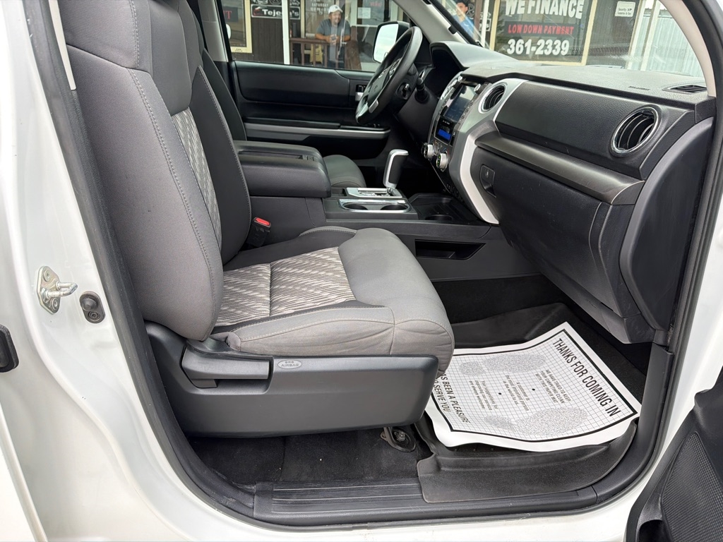 Toyota Tundra SR5 5.7L V8 CrewMax 4WD 2020