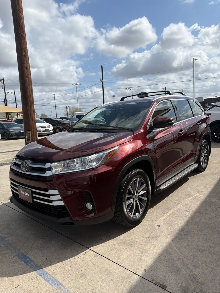 Toyota Highlander SE AWD V6 2019