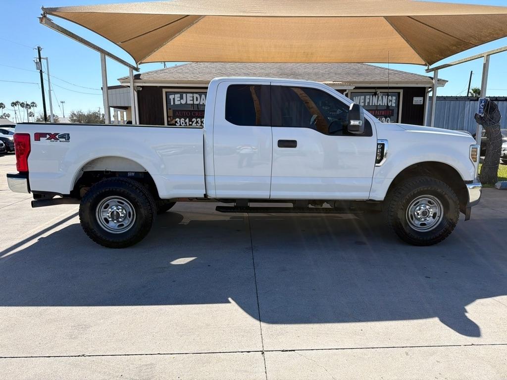 Ford F-250 SD XL SuperCab 4WD 2019
