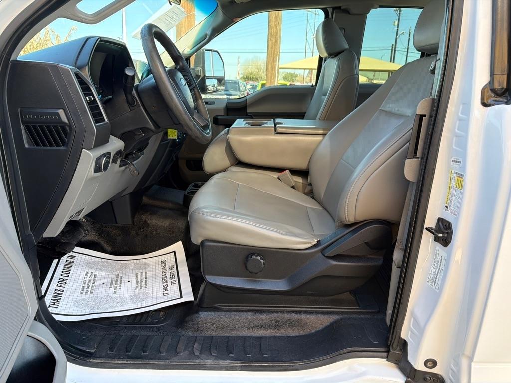 Ford F-250 SD XL SuperCab 4WD 2019