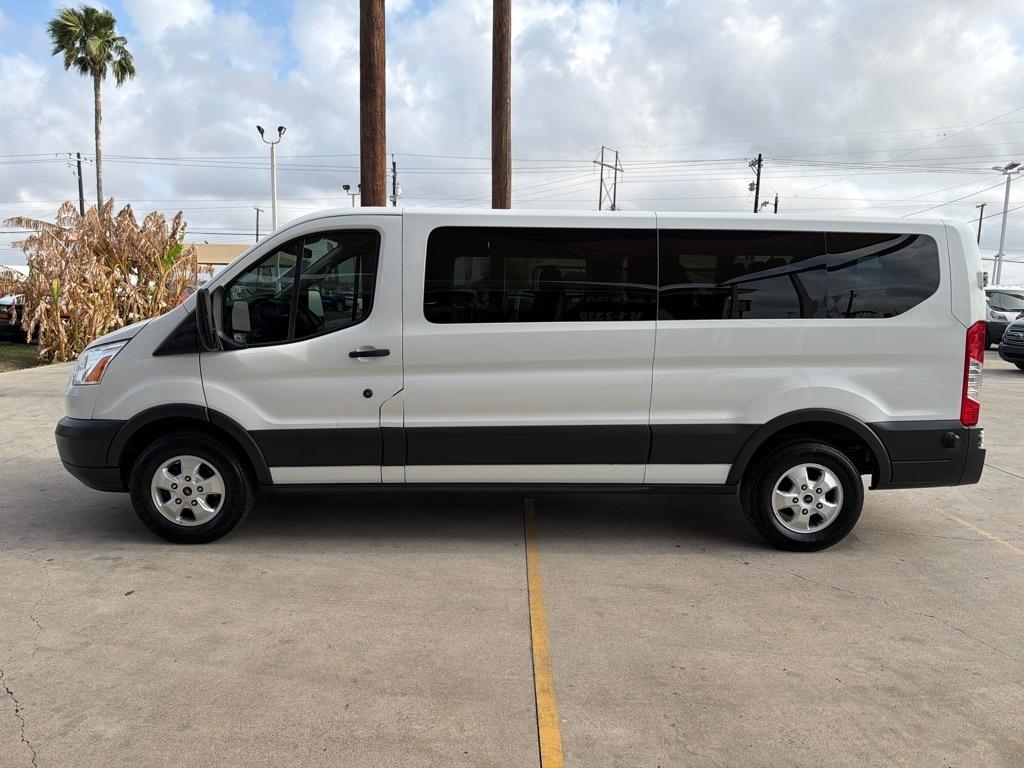 Ford Transit 350 Wagon Low Roof XL w/Sliding Pass. 148-in. WB 2018