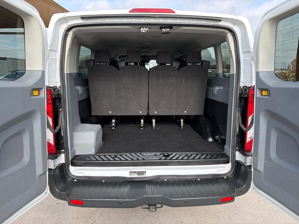 Ford Transit 350 Wagon Low Roof XL w/Sliding Pass. 148-in. WB 2018