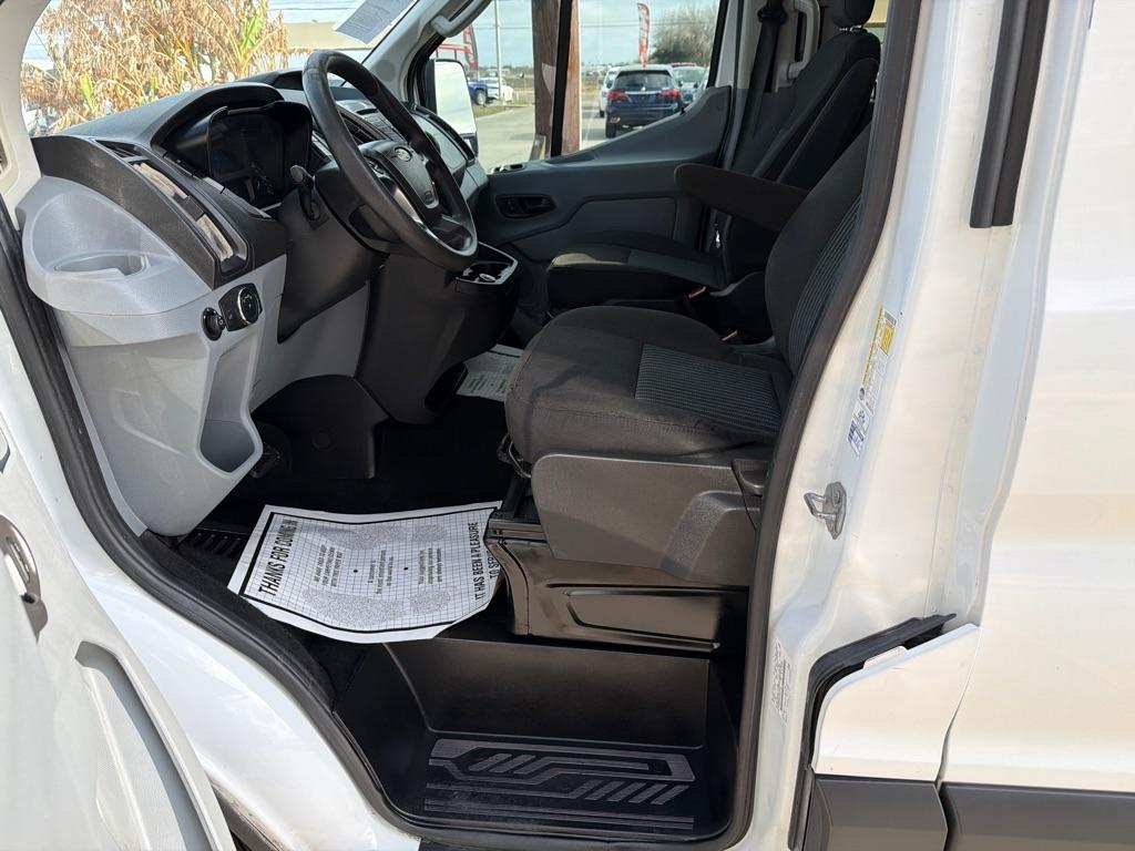 Ford Transit 350 Wagon Low Roof XL w/Sliding Pass. 148-in. WB 2018