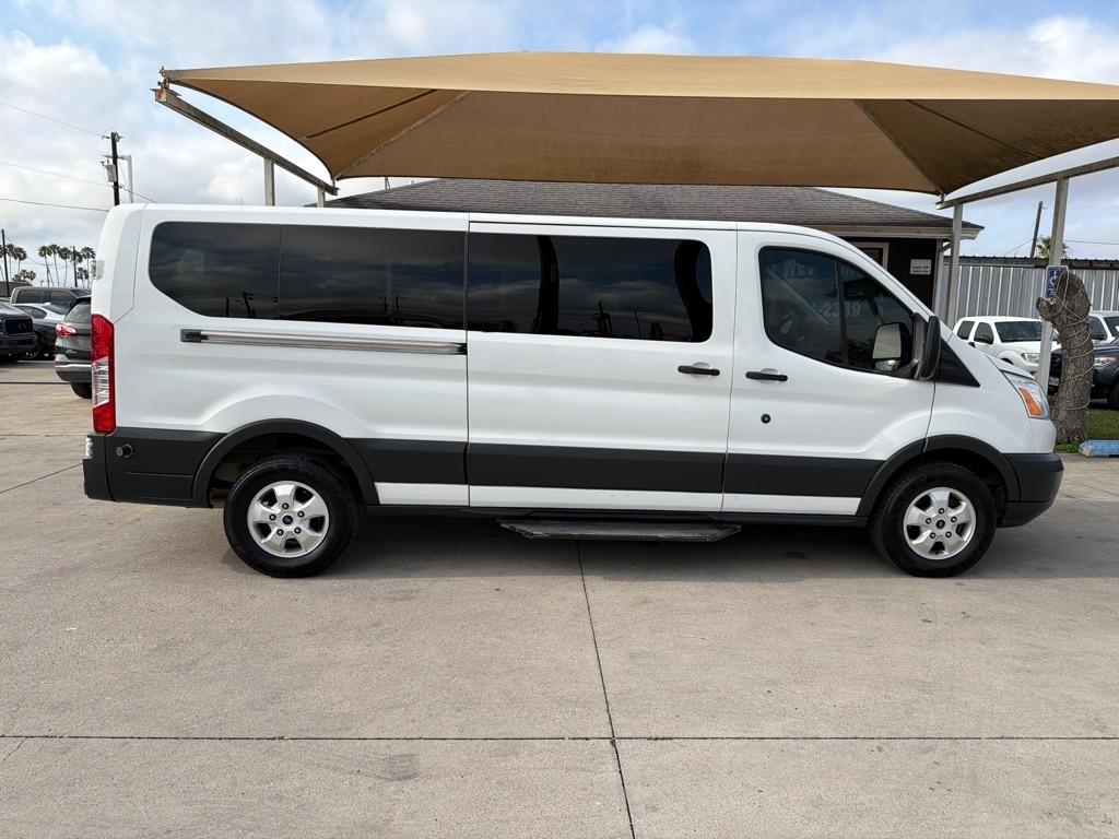 Ford Transit 350 Wagon Low Roof XL w/Sliding Pass. 148-in. WB 2018