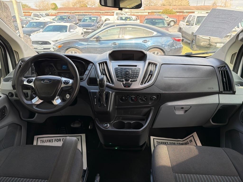 Ford Transit 350 Wagon Low Roof XL w/Sliding Pass. 148-in. WB 2018