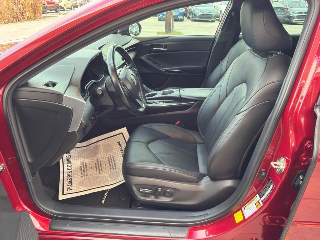 Toyota Avalon XLE 2020